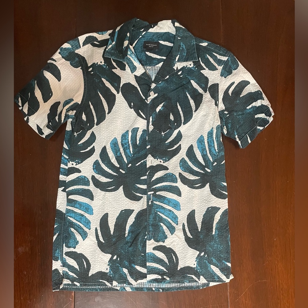 Club Monaco Men’s XS Button Up Short Sleeve Shirt